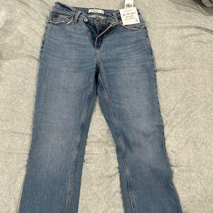 The 90’s slim straight high rise Abercrombie jeans